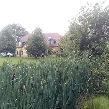 Ruhiges Haus Am Stadtrand Pansiyon *